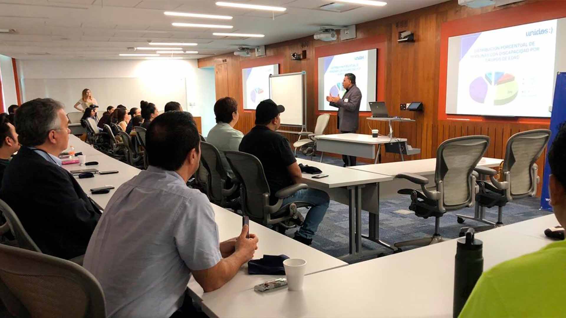 Cómo saber qué taller empresarial adquirir